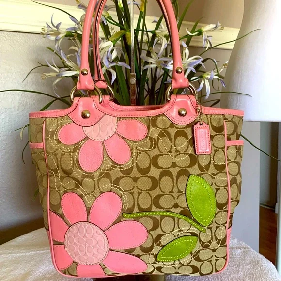 バッグ Coach Signature Pink Bleecker Bag Coach Signature Bleecker Daisy Tote Purse F14724 Khaki/White